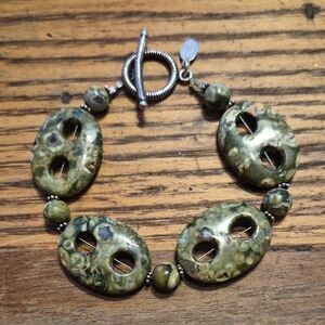 Elegant Green Stone Bracelet